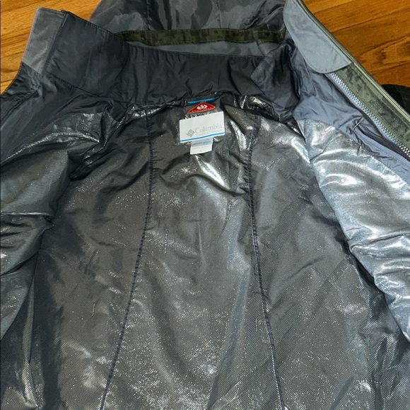 Columbia OMNI-TECH Men's Green Jacket - Picture 7 of 14